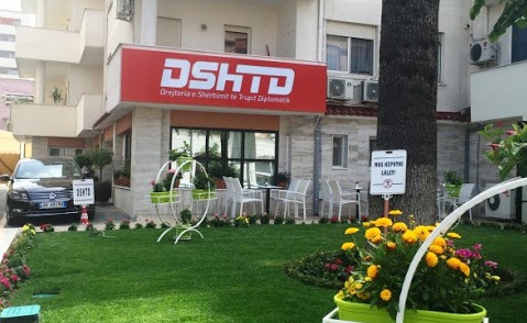 Auditi i KLSH per pronat diplomatike: Shkelje dhe probleme me menaxhimin